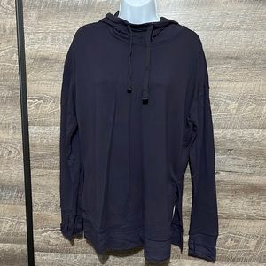 Purple pullover light weight sweatshirt